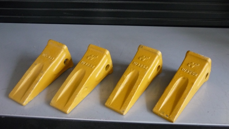 Adapteres_munkagep_korom_vetites (10).JPG